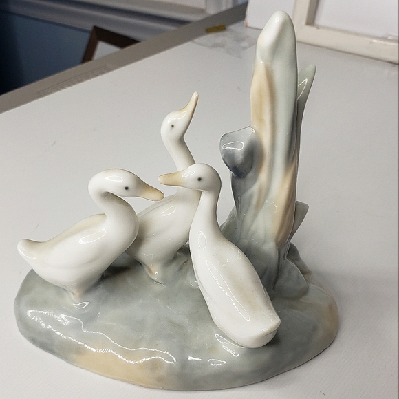 Llardo Naomi 3 Geese Reeds Retired Daisa Hand Painted Spain Porcelain Figurine - Picture 11 of 12